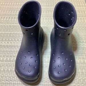 Crocs Black Crush Classic Platform Rain Boots Men’s 7 Women’s 9
